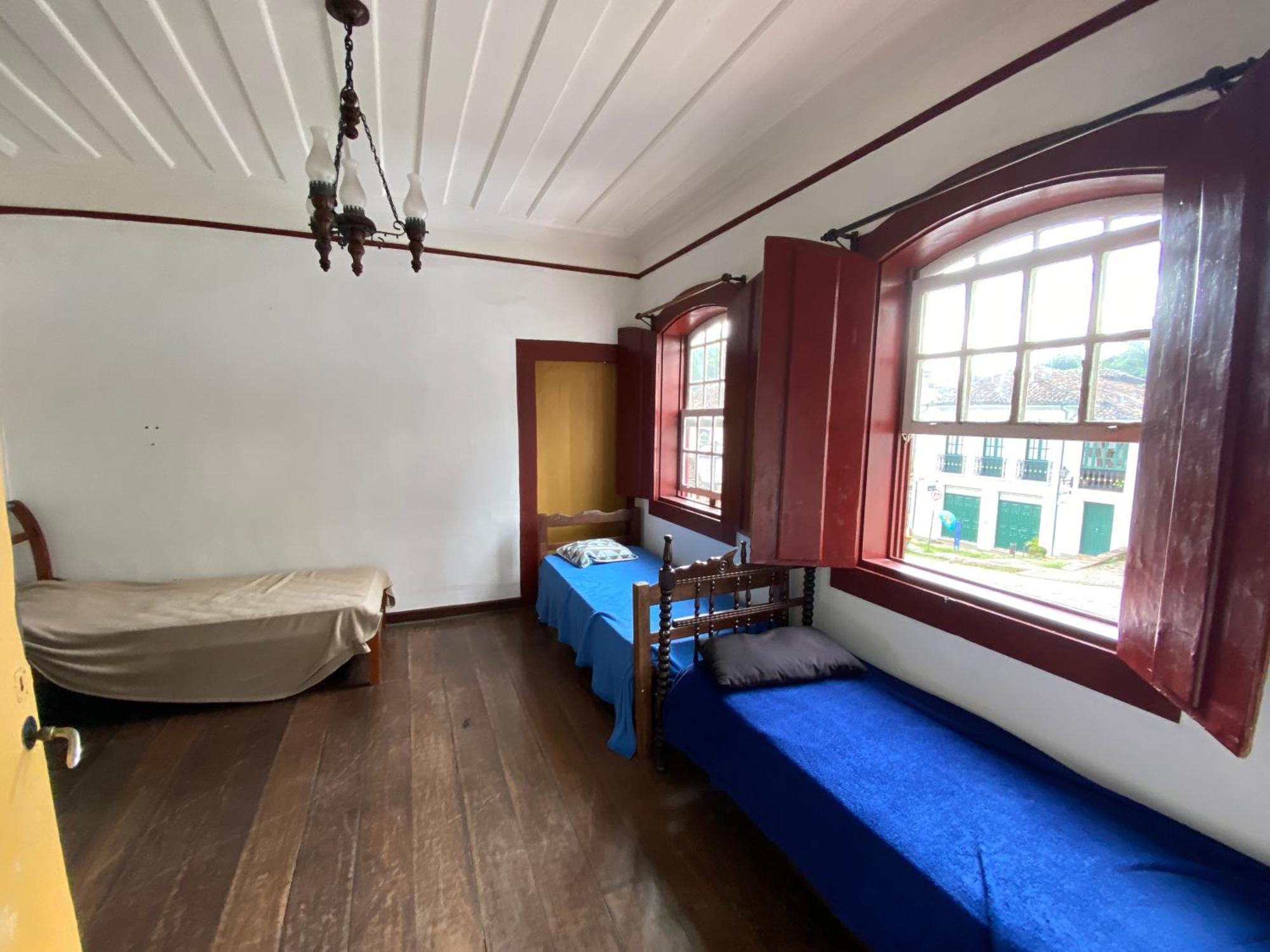 Republica Birinaite Hotel โอว์โรเปรโต ภายนอก รูปภาพ